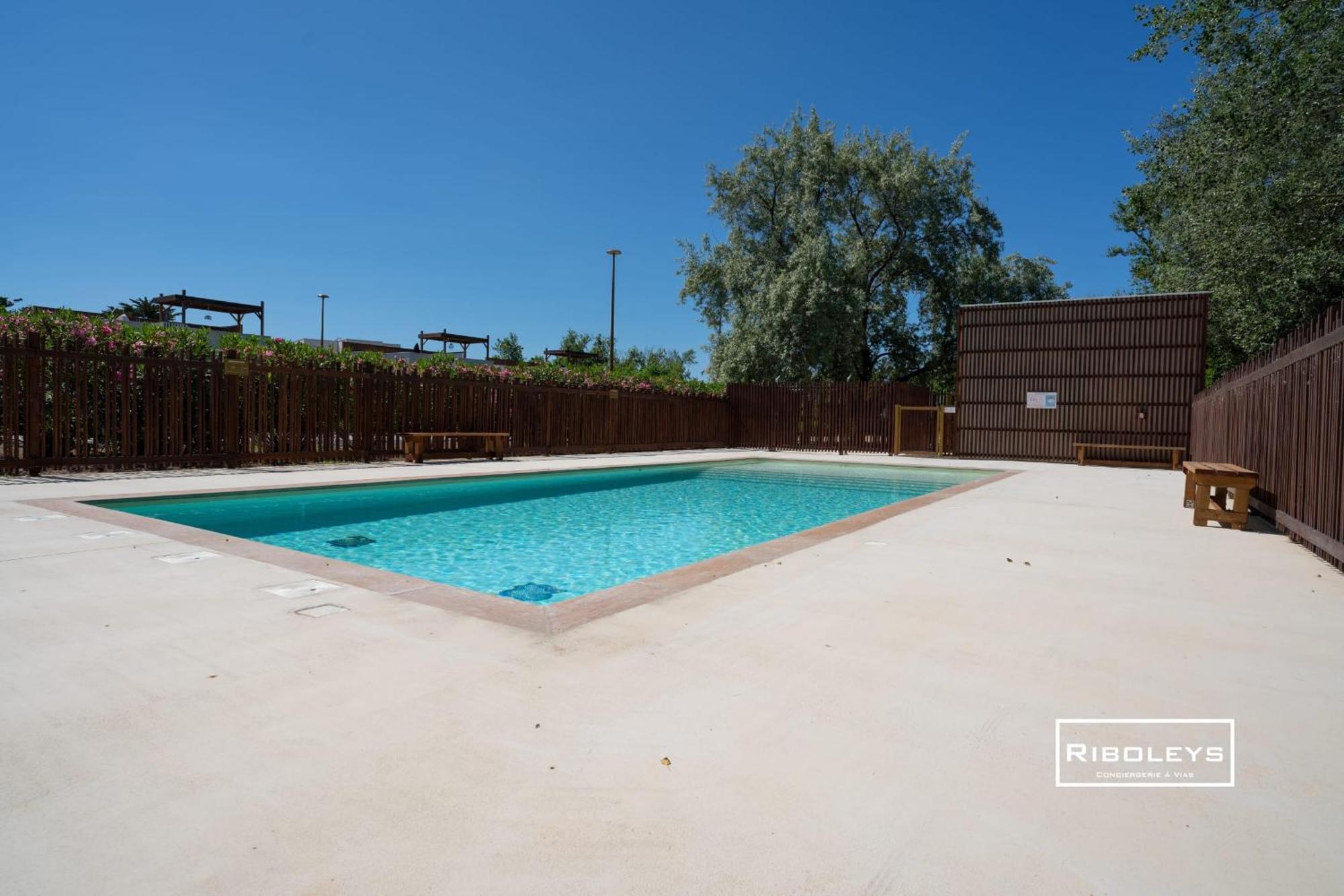 ויאס Villa T3 Climatisee En Residence Avec Piscine מראה חיצוני תמונה